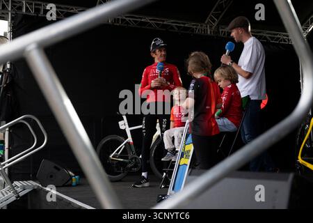 Geraint Thomas von G`B und Team INEOS Grenadiers bei seinem Abschied als Profi-Radfahrer nach der 21. Tour of Britain, Cardiff Castle Stockfoto